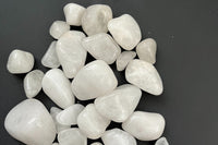 Milky Quartz
Represents purity and innocence
Good for re-energizing your body
Helps you draw positive energy

I am surrounded by wonder.