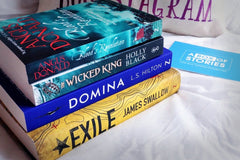 Crime mystery thriller books subscription box for book lovers gift for women, mothers day, gift for her