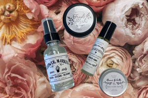 Make her day with a gift for mom, sister or best friend from the Scent Club, featuring the best in clean + unique handcrafted perfumes.