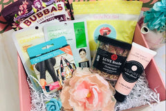 ON THE GO MOM BOX