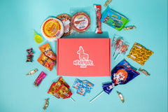 Image of Mexicrate Mediana Box and candy.