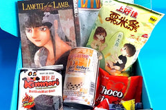 ITADAKIBOX Manga & Snack Book Club Box