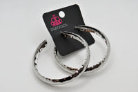 1 Fashion Necklace, 1 Earring Pair, and 1 Bracelet Monthly *Popular*