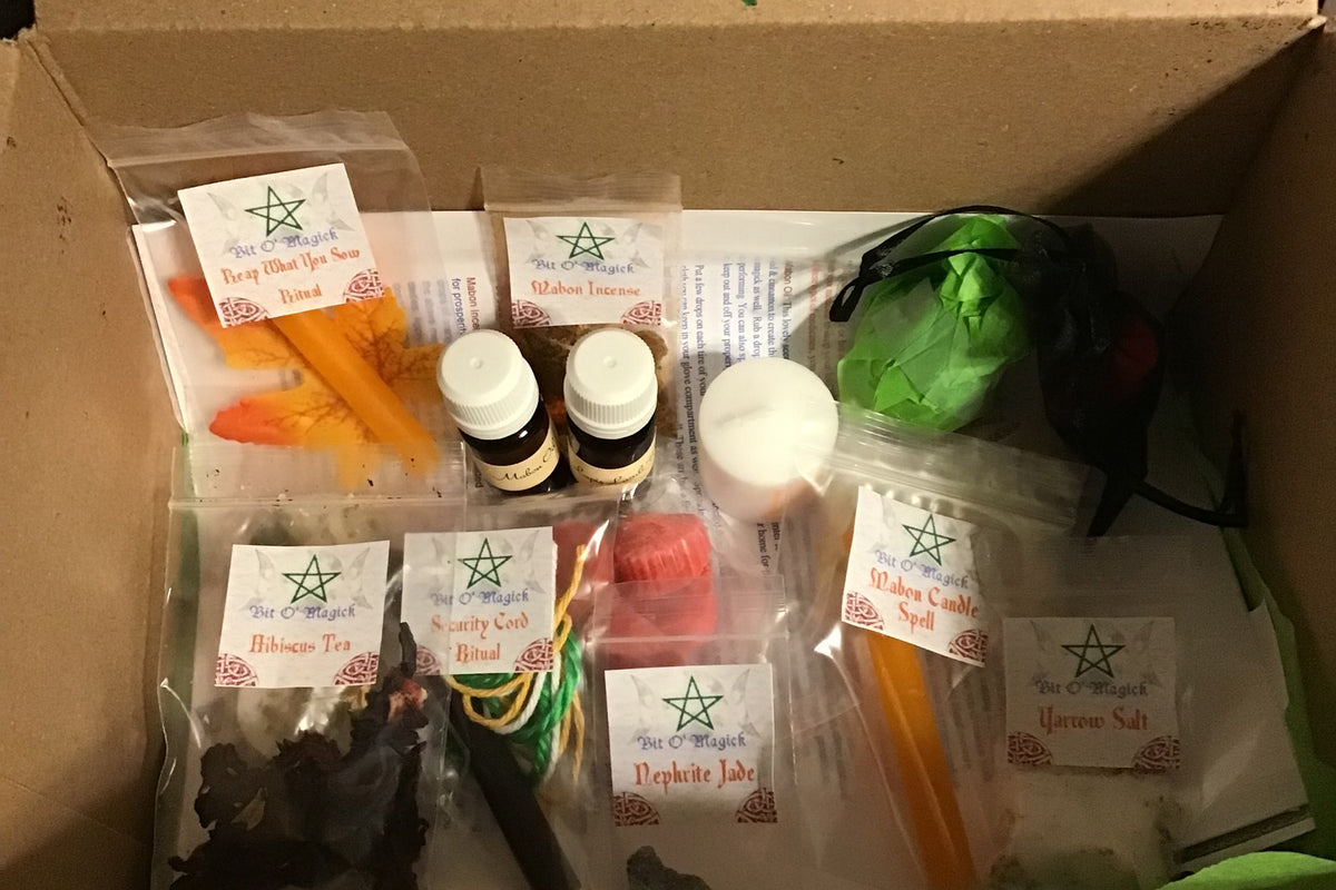 Monthly Wicca Bit O'Magick Large Subscription Box