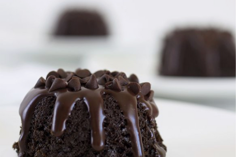 Monthly Mini Cake Box