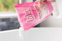 Laki Naturals Lavender & Rose Magnesium Bath Soaks will soothe, calm, hydrate the mind, body and soul.