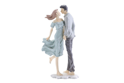 Creative Couple Home Resin Craft Figure  Quality Resin and Crafted Couple. Excellent for gift in Anniversary , Valentine's Day, Weeding